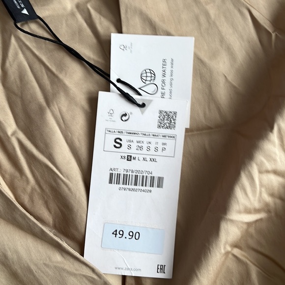 Zara beige mini dress - Picture 2 of 2